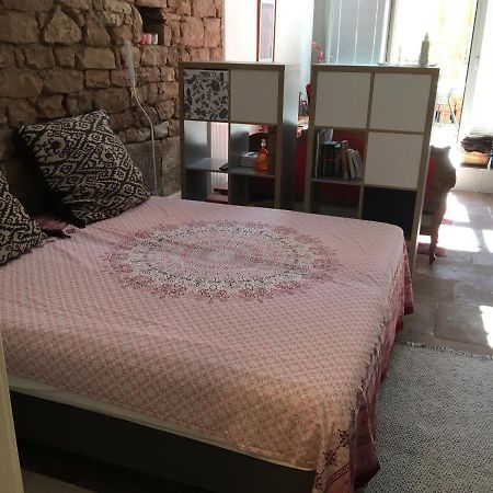 Moderne Wohnung Mit Studio In Bauernhausscheune Am See Biersdorf Екстериор снимка