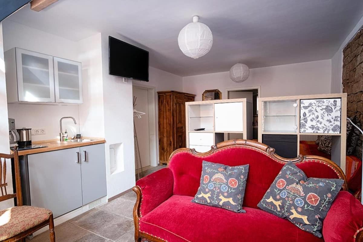 Moderne Wohnung Mit Studio In Bauernhausscheune Am See Biersdorf Екстериор снимка