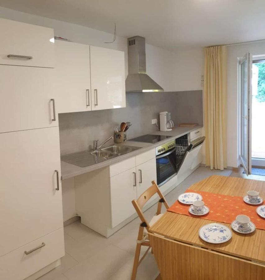 Moderne Wohnung Mit Studio In Bauernhausscheune Am See Biersdorf Екстериор снимка